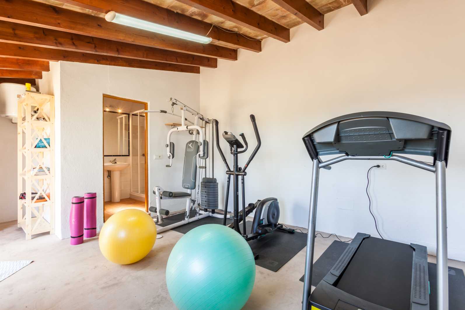 Villas For Fitness Fanatics -Bay House, Pollensa, Majorca